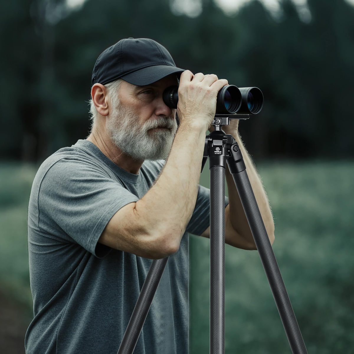 Carbon Fiber Tripod with BallHead and Quick Release Plate F1875