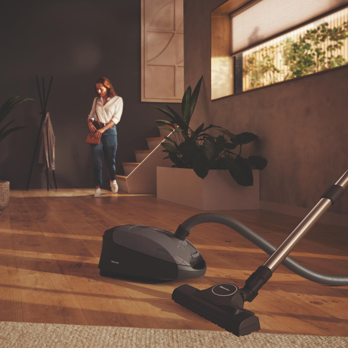 Classic C1 Pure Suction Vacuum X742